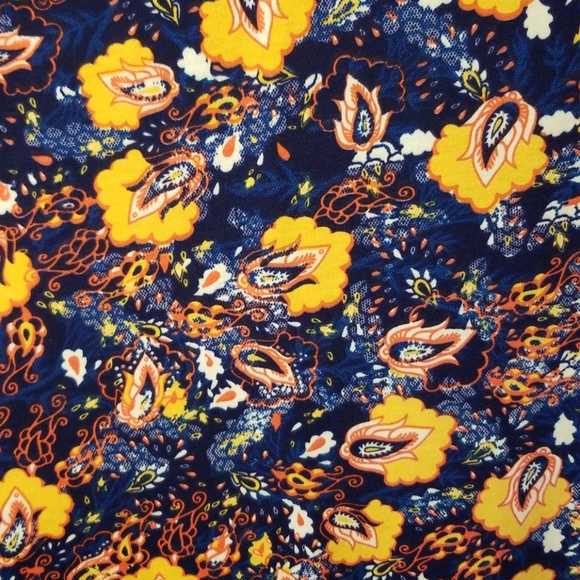 Lularoe perfect t - Picture 2 of 3